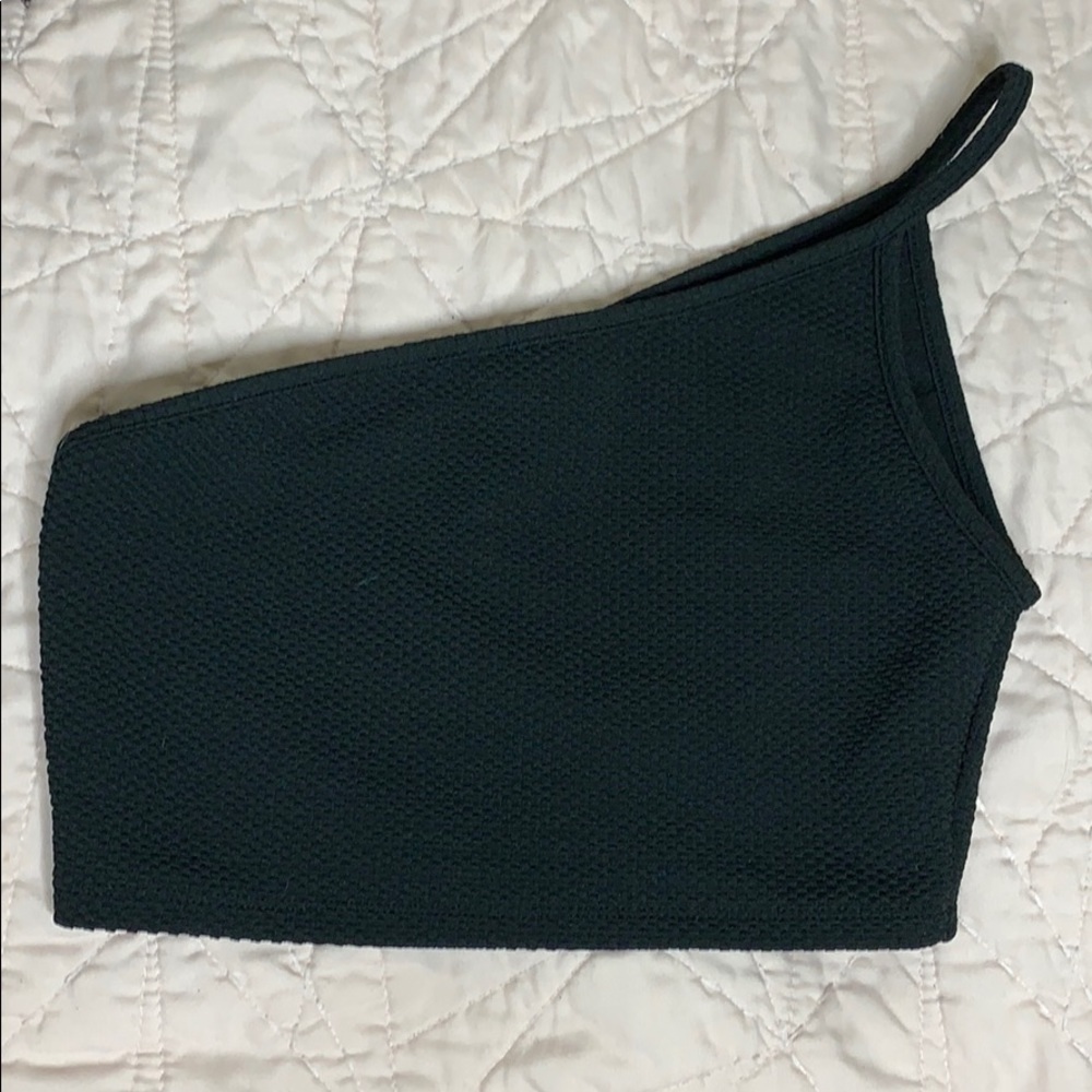 Black crop top
